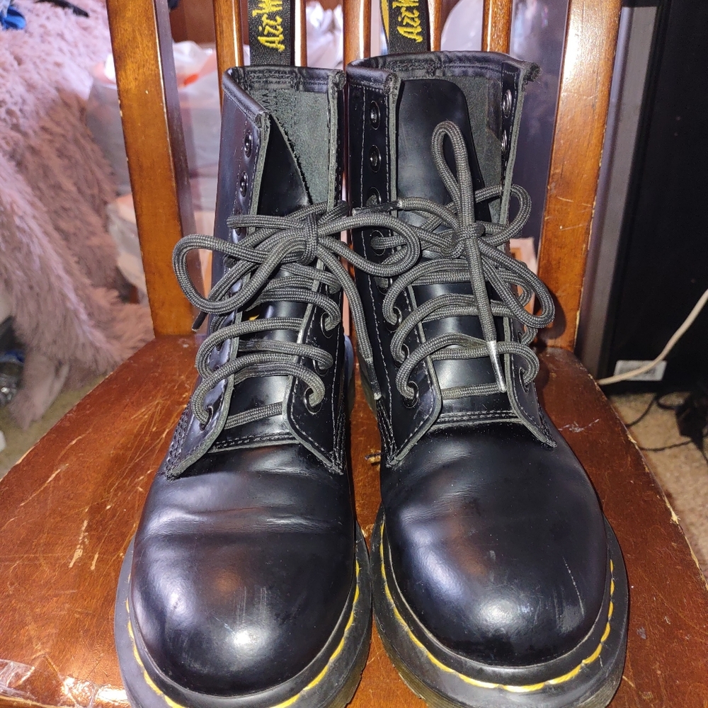 Dr.Martens size 5 black women's boots